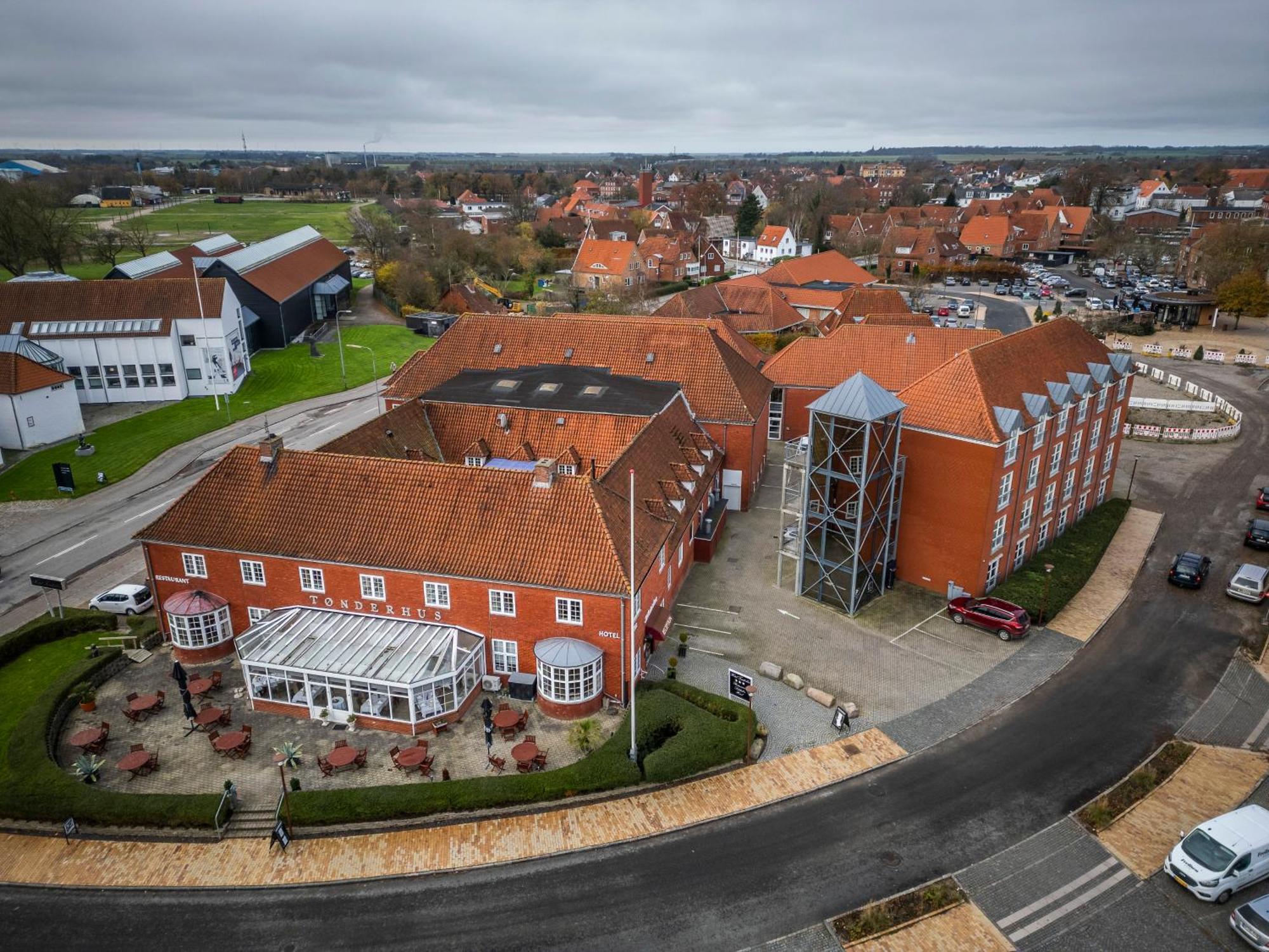 Hotel Tonderhus Екстер'єр фото